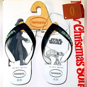 Nwt Size 13/1y Star Wars Flip Flops